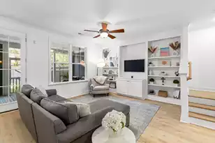 2061 Kings Gate Ln, Mount Pleasant, SC 29466 - Photo 5