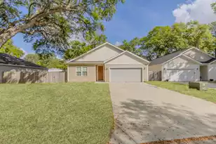 2420 Raymond Ave, North Charleston, SC 29406 - Photo 1