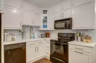 252 Howle Ave, Charleston, SC 29412 - Photo 5