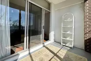 14 Lockwood Dr, Charleston, SC 29401 - Photo 17