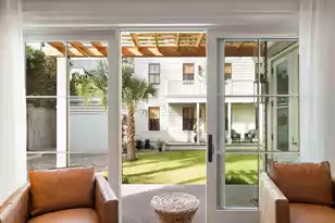 109 Rutledge Ave, Charleston, SC 29401 - Photo 11