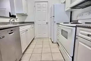 130 River Landing Dr, Charleston, SC 29492 - Photo 9