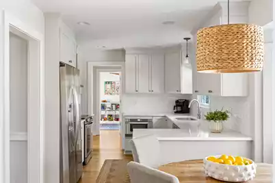 743 Gypsy Lane, Mount Pleasant, SC 29464 - Photo 9