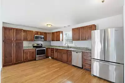 8517 Deerwood Drive, North Charleston, SC 29406 - Photo 5