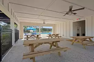 3951 Aberfeldy Ln, Ravenel, SC 29470 - Photo 11