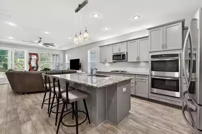 622 Beach Way, Summerville, SC 29486 - Photo 15