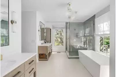 228 Haddrell Street, Mount Pleasant, SC 29464 - Photo 15