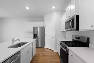 3955 Aberfeldy Ln, Ravenel, SC 29470 - Photo 19