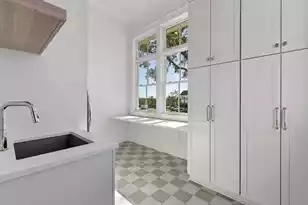 925 Fish Cp Rd, Charleston, SC 29492 - Photo 33