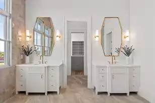 925 Fish Cp Rd, Charleston, SC 29492 - Photo 29