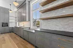 925 Fish Cp Rd, Charleston, SC 29492 - Photo 13