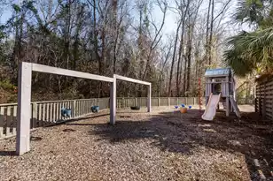 2449 Giles Ln, Mount Pleasant, SC 29466 - Photo 55