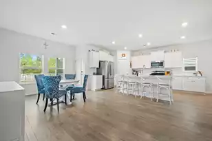 122 Haverhill St, Summerville, SC 29486 - Photo 17