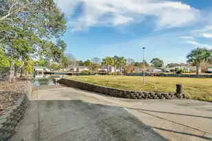 113 Sparrow St, Bonneau, SC 29431 - Photo 5