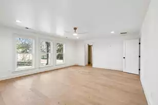 980 Cottingham Dr, Mount Pleasant, SC 29464 - Photo 33