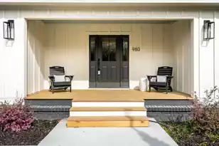 980 Cottingham Dr, Mount Pleasant, SC 29464 - Photo 5