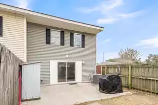 301 Lakeside Dr, Mount Pleasant, SC 29464 - Photo 41