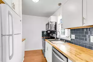 301 Lakeside Dr, Mount Pleasant, SC 29464 - Photo 7