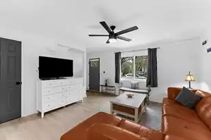 224 Grove St, Charleston, SC 29403 - Photo 7