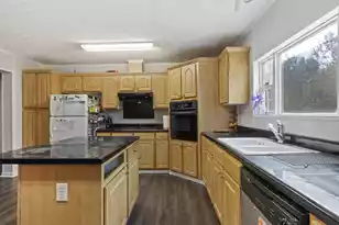 165 Infinity Dr, Dorchester, SC 29437 - Photo 9