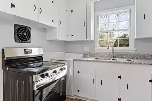 1135 Gloria St, Orangeburg, SC 29115 - Photo 7