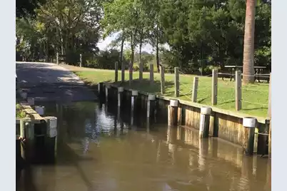 1636 Oak Leaf Street, Charleston, SC 29492 - Photo 77