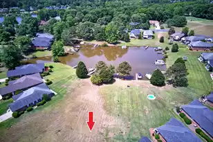 15 Lake Circle N, Manning, SC 29102 - Photo 1