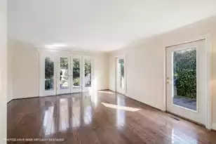 16 Logan St, Charleston, SC 29401 - Photo 27