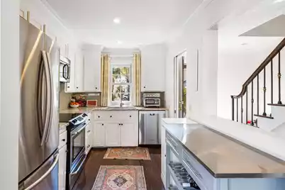 16 Logan Street #A, Charleston, SC 29401 - Photo 9