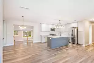 1005 Point Of Lgt Ln, Charleston, SC 29412 - Photo 9