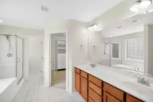 1015 Blockade Runner Pkwy, Summerville, SC 29485 - Photo 21