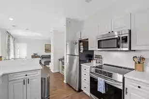 130 River Landing Dr, Daniel Island, SC 29492 - Photo 9