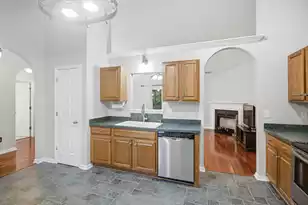 169 Historic Dr, Mount Pleasant, SC 29464 - Photo 5