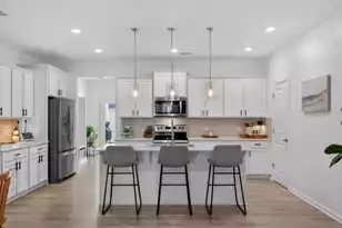 318 Surfbird Rd, Summerville, SC 29486 - Photo 11