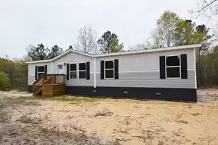 1069 Wild Rose Ct, Manning, SC 29102 - Photo 1