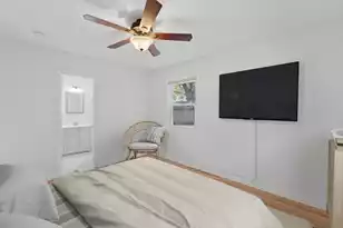 1749 Lady Ashley St, Charleston, SC 29412 - Photo 9