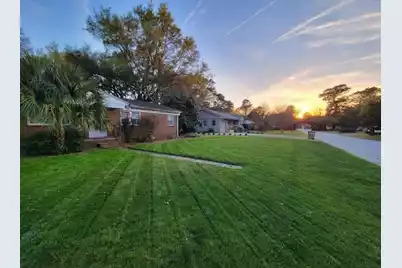 1749 Lady Ashley Street, Charleston, SC 29412 - Photo 17