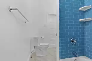 16 Moultrie St, Charleston, SC 29403 - Photo 23