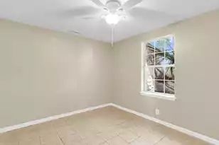 1507 Evergreen St, Charleston, SC 29407 - Photo 9