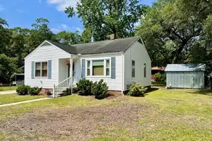 5603 Flanders Ave, North Charleston, SC 29406 - Photo 3