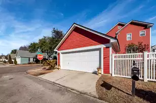 400 Hydrangea St, Summerville, SC 29483 - Photo 59