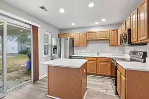 8010 Shadow Oak Dr, North Charleston, SC 29406 - Photo 3