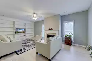 1616 Camfield Ln, Mount Pleasant, SC 29466 - Photo 3