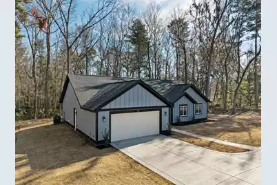 1011 Golf Course Parkway, Moncks Corner, SC 29461 - Photo 3