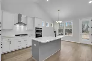 812 Abbey Gardens Ln, Moncks Corner, SC 29461 - Photo 11