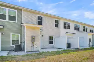 233 Harding Ln, Goose Creek, SC 29445 - Photo 5
