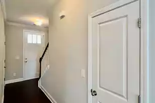 1664 Bridwell Ln, Mount Pleasant, SC 29466 - Photo 3