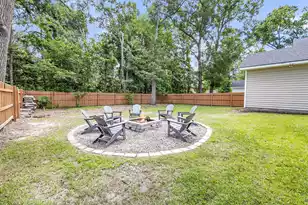 8700 Jenny Lind St, North Charleston, SC 29406 - Photo 29