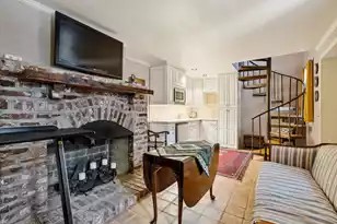 30 Hasell St, Charleston, SC 29401 - Photo 47