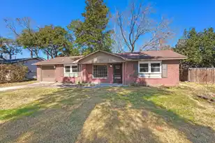 7708 Knollwood Dr, North Charleston, SC 29418 - Photo 3